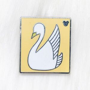 🔮 5/$25 Disney World Swan‎ Boat Pin